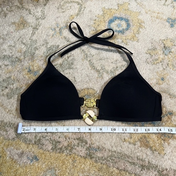 ⭐️Victoria’s Secret, Wow! Black Bikini Top, Every Aspect is Beautiful, Like New - Picture 4 of 9
